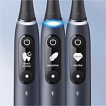 Электрическая зубная щетка, черная - Oral-B iO Series 7 — фото N6