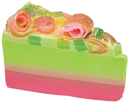 Парфумерія, косметика Мило - Bomb Cosmetics Jingle Berry Cake Soap