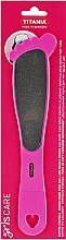 Парфумерія, косметика Педикюрна двостороння терка у формі ноги, рожева - Titania
