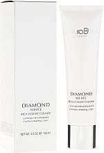 Очищуючий крем для розкішного блиску - Natura Bisse Diamond White Rich Luxury Cleanser — фото N1