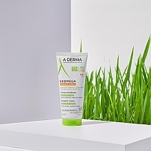 Смягчающий крем для тела - A-Derma Exomega Control Emollient Cream Anti-Scratching — фото N4