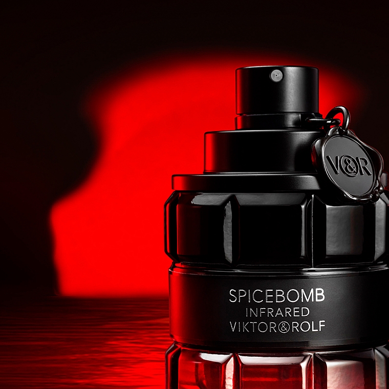 Viktor & Rolf Spicebomb Infrared Pour Homme Eau De Toilette - Туалетна вода — фото N5