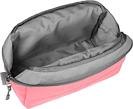 Косметичка стеганая, розовая "Classy" - MAKEUP Cosmetic Bag Pink — фото N2