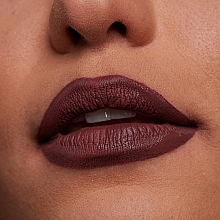 Жидкая матовая помада для губ - NYX Professional Makeup Lip Lingerie XXL — фото N33