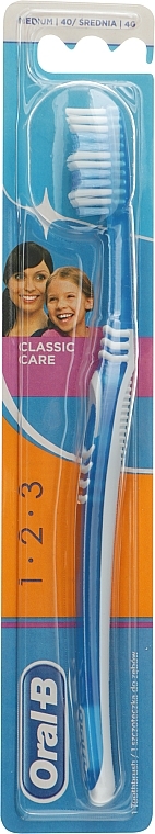 Зубная щетка, средней жесткости, синяя - Oral-B 1 2 3 Classic Care Medium Toothbrush — фото N1