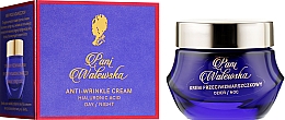 Духи, Парфюмерия, косметика Крем против морщин защитно-восстанавливающий - Pani Walewska Classic Anti-Wrinkle Day And Night Cream