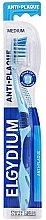 Парфумерія, косметика Зубна щітка "Антиналіт" середня, блакитна - Elgydium Anti-Plaque Medium Toothbrush