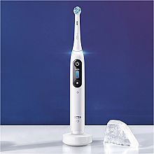 Электрическая зубная щетка, белая - Oral-B Braun iO Серия 8 — фото N5