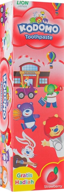 Дитяча зубна паста "Суниця", з іграшкою - Kodomo Lion Special Toothpaste For Children Strawberry — фото N1