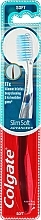 Зубная щетка "Шелковые нити", мягкая, синяя - Colgate Slim Soft Advanced — фото N1