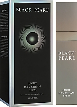 Легкий дневной крем для лица без масел - Sea Of Spa Black Pearl Light Day Cream Oil Free Cream SPF25 — фото N2