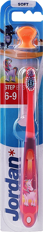 Детская зубная щетка Step by Step (6-9) мягкая, с колпачком, красная с единорогом - Jordan — фото N1