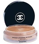 Духи, Парфюмерия, косметика Тональный крем - Bronze Universel Sun Illuminator De Chanel