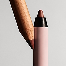 Олівець для губ - Kylie Cosmetics Precision Pout Lip Liner Pencil — фото N2