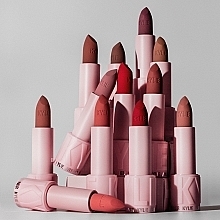 Кремова помада для губ - Kylie Cosmetics Crème Lipstick — фото N6