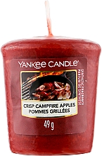 Духи, Парфюмерия, косметика Ароматическая свеча "Хрустящие яблоки у костра" - Yankee Candle Crisp Campfire Apples