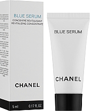 Сироватка для обличчя, з інгредієнтами довголіття - Chanel Blue Serum (міні) — фото N2