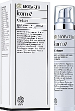Крем для лица с экстрактом слизи улитки (79%) - Bioearth Loom Snail Secretion Light Face Cream — фото N3
