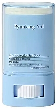 Сонцезахисний стік для обличчя з SPF50+ - Pyunkang Yul Airy Protection Sun Stick — фото N1