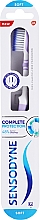 Зубная щетка с мягкой щетиной, лилово-белая - Sensodyne Complete Protection Soft — фото N1