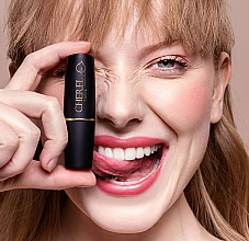 Увлажняющая помада для губ з колагеном - Cherel Moisturizing Lipstick Elixir — фото N7