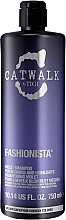 Фиолетовый шампунь для волос - Tigi Catwalk Fashionista Violet Shampoo — фото N3