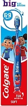 Парфумерія, косметика Дитяча зубна щітка "Smiles", 6-9 років, синя, м'яка - Colgate Big Kids Smiles