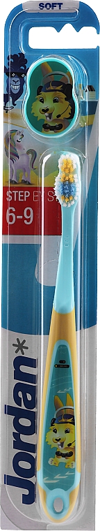 Детская зубная щетка Step 3 (6-9) мягкая, с колпачком, желтая с голубым - Jordan — фото N1