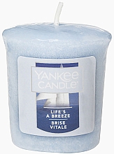 Духи, Парфюмерия, косметика Ароматическая свеча-вотив - Yankee Candle Lifes A Breeze