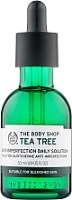 Парфумерія, косметика Сироватка для шкіри обличчя "Чайне дерево" - The Body Shop Daily Solution Tea Tree