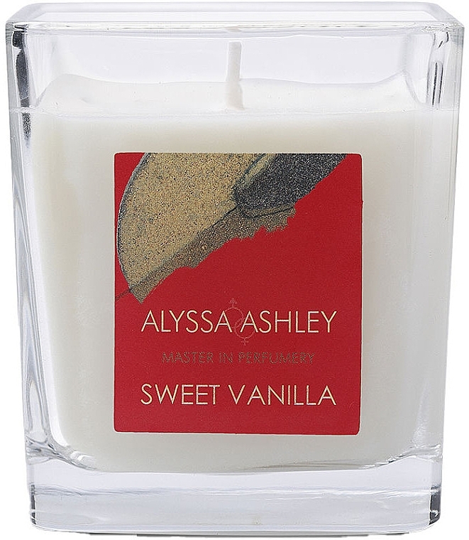 Ароматическая свеча - Alyssa Ashley Sweet Vanilla Candle — фото N1