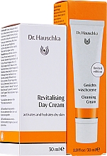 Духи, Парфюмерия, косметика Набор - Dr. Hauschka Face Care Set (d/cr/30ml + cleansing/cr/30ml)