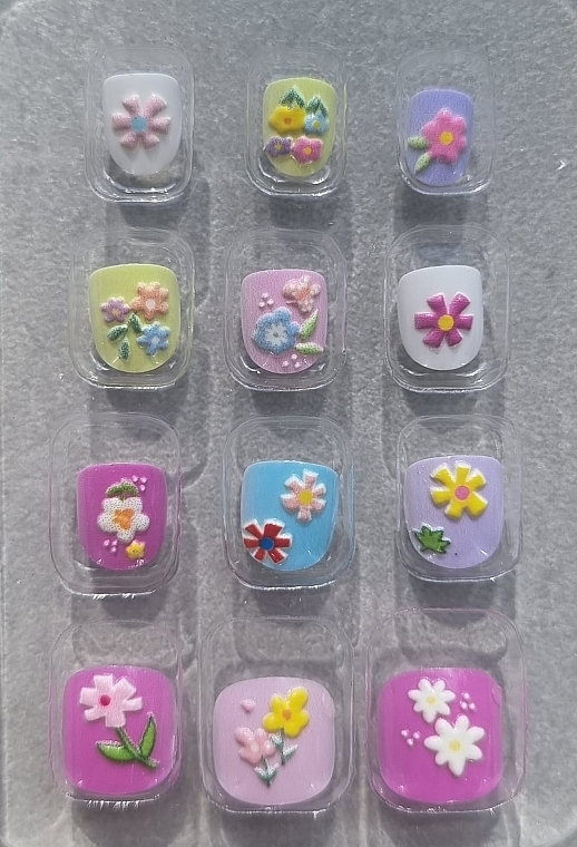 Накладні самоклейні нігті для дітей "Квіти", 984 - Deni Carte Tipsy Kids — фото N2