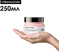 Маска для фарбованого волосся - L'Oreal Professionnel Serie Expert Vitamino Color Resveratrol Mask — фото N2
