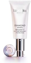 Парфумерія, косметика Освітлюючий захисний крем - Natura Bisse Diamond White SPF 50 +++ Oil Free Brilliant Protection (пробник)