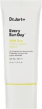 Духи, Парфюмерия, косметика Мягкое солнцезащитное средство для лица с SPF43 PA+++ - Dr. Jart+ Every Sun Day Mild Sun