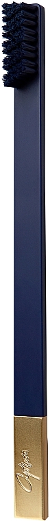 Зубна щітка середньої жорсткості, сапфірно-синя матова із золотистим ковпачком - Apriori Slim — фото N2