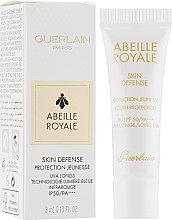 Парфумерія, косметика Сонцезахисний крем для обличчя - Guerlain Abeille Royale Skin Defense Protection SPF50 / PA++++ (пробник)