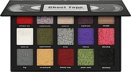 Палетка теней для век, 15 оттенков C2315 - Parisa Cosmetics Eyeshadow Palette Ghost Type — фото N3