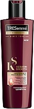 Парфумерія, косметика УЦЕНКА Шампунь для волосся - Tresemme Keratin Smooth Shampoo *