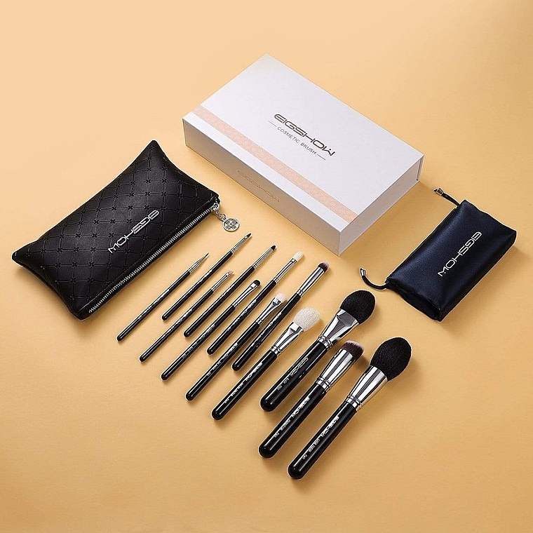 Набор кистей для макияжа, яркое серебро - Eigshow Beauty Makeup Brush Master Light Gun Black — фото N1