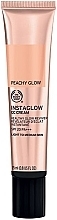 Парфумерія, косметика СС-крем для обличчя - The Body Shop Peachy Glow Instaglow CC Cream SPF 20