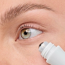 Сыворотка для кожи вокруг глаз - Catrice Hydro Depuffing Eye Serum — фото N4