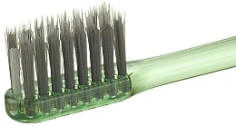 Зубная щетка для брекетов, мягкая, зеленая - Mizuha Wakka Ortho Toothbrush — фото N3