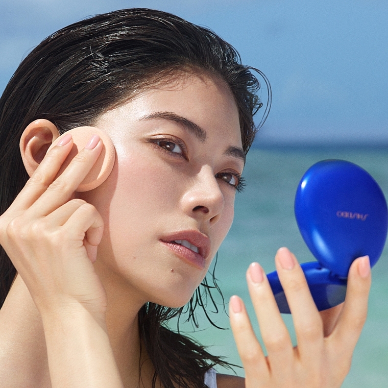 Солнцезащитное компактное тональное средство - Shiseido Sun Protection Compact Foundation SPF 30 — фото N4