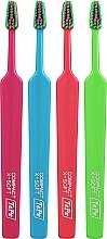 Духи, Парфюмерия, косметика Набор зубных щеток, 4 шт, вариант 12 - TePe Colour Compact Extra Soft