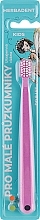 Духи, Парфюмерия, косметика Зубная щетка детская, ультра мягкая, от 0-6 лет, розовая - Herbadent Toothbrush