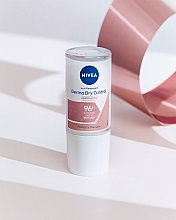 Шариковый дезодорант - NIVEA Derma Dry Control Maximum Antiperspirant — фото N7