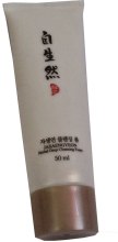 Духи, Парфюмерия, косметика Очищающая пена для лица - Daeng Gi Meo Ri Jasaengyeon Herbal Deep Cleansing Foam