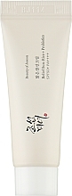 Духи, Парфюмерия, косметика Солнцезащитный крем с пробиотиками - Beauty of Joseon Relief Sun : Rice + Probiotic SPF50+ PA++++ (мини)